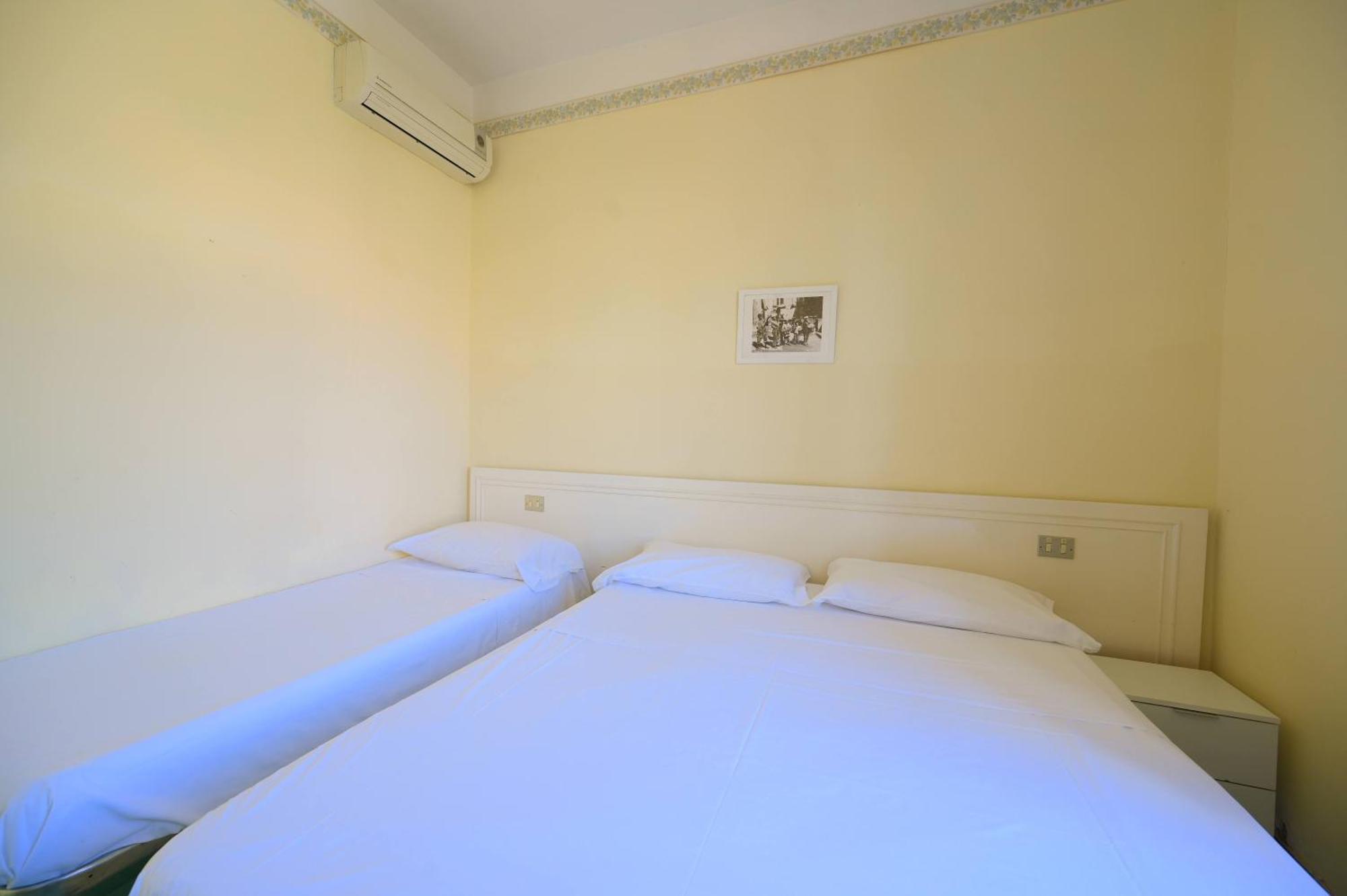Villa Diana - Beach & Rooms Ischia Kültér fotó