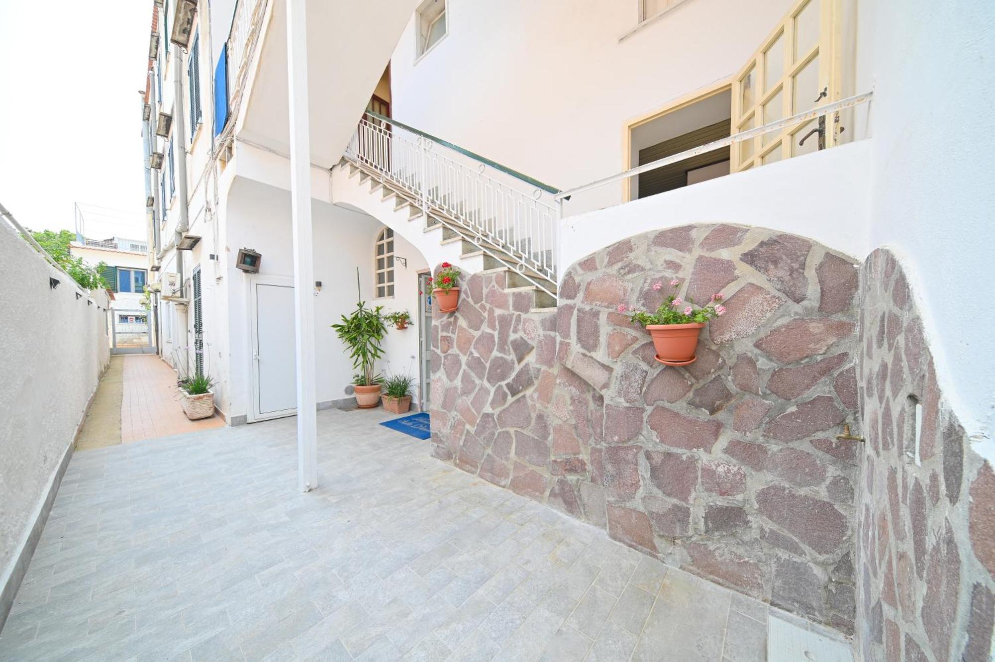 Villa Diana - Beach & Rooms Ischia Kültér fotó